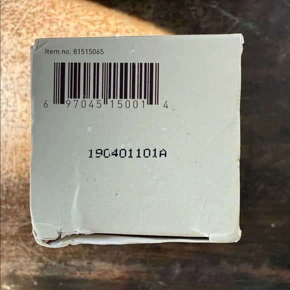 AHAVA Time to Clear - Purifying Mud Mask - Picture 7 of 7